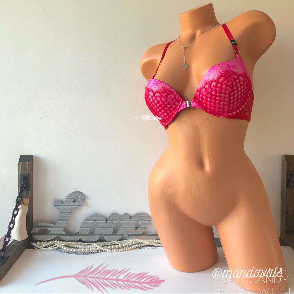 Victoria’s Secret Very Sexy Push-up Bra